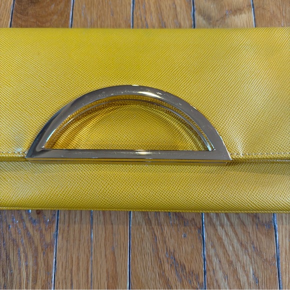 White House Black Market Foldover Clutch Purse Wristlet Half Moon Yellow Gold - Picture 2 of 7